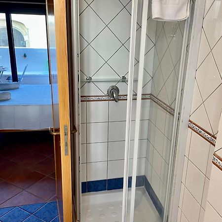 Wineexperience- Wine&Jacuzzi Suite Lecce Eksteriør billede